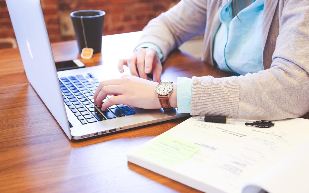 ¿Cómo puedo inscribirme en el Portal de Empleo de Correos?